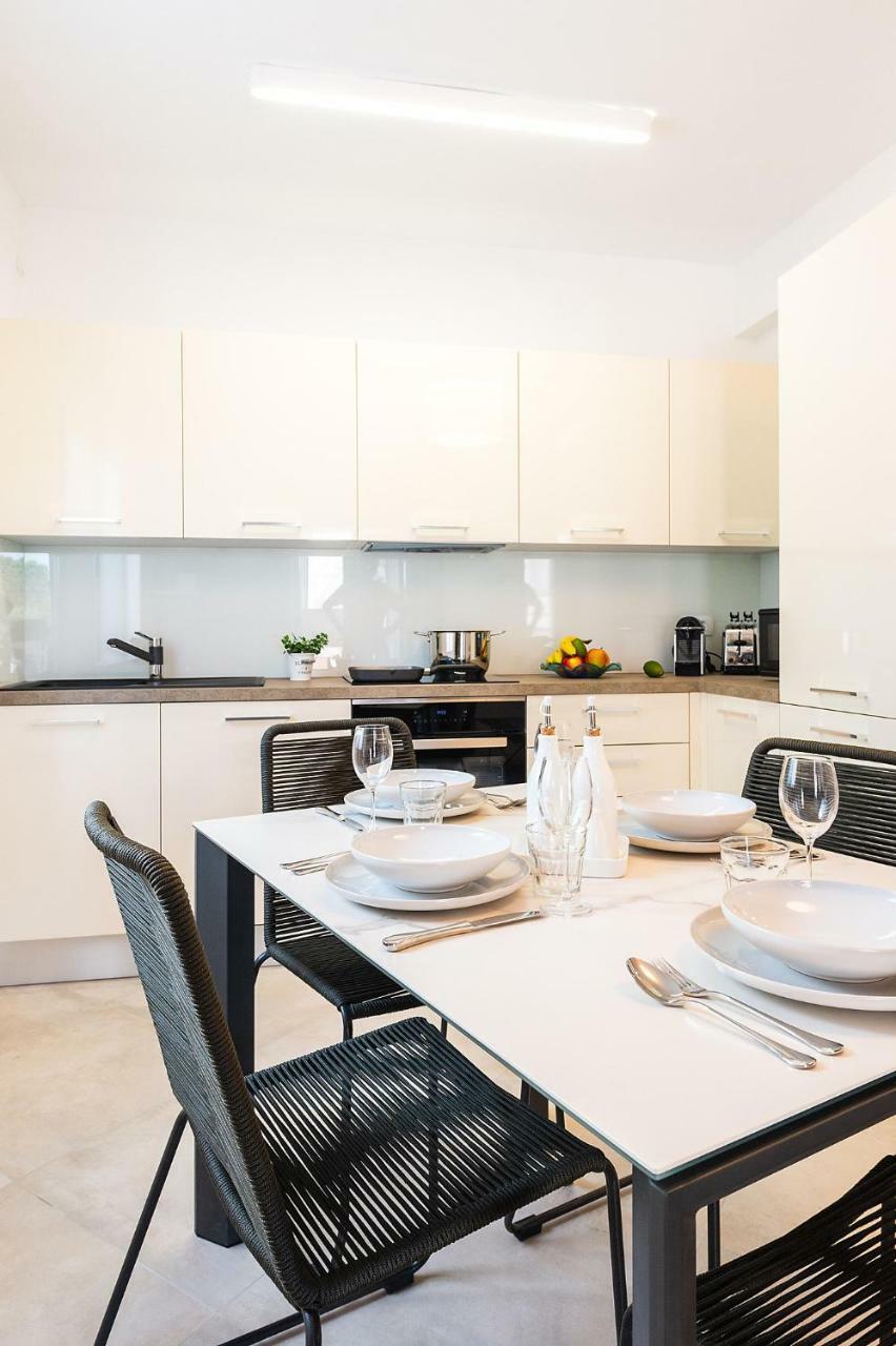 Apartment Auretta Novigrad  Екстер'єр фото