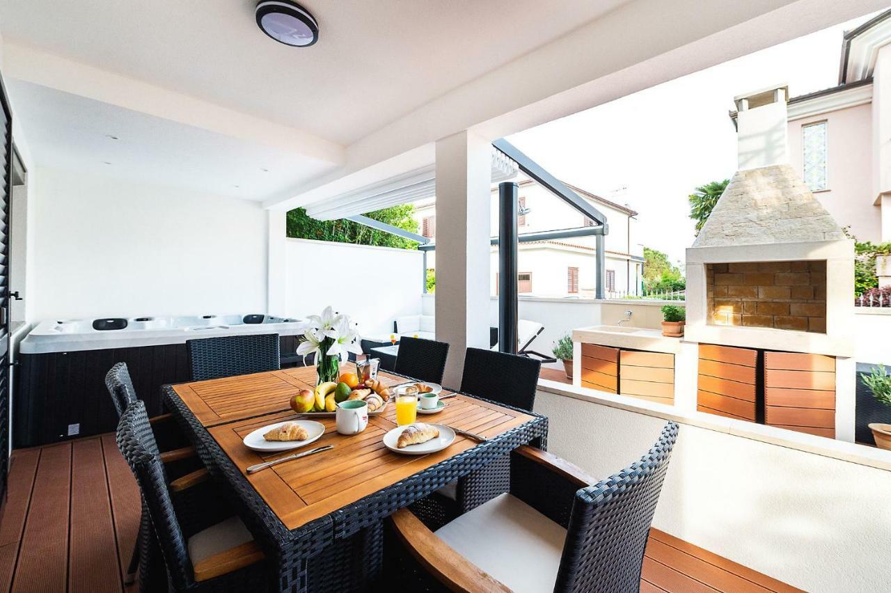 Apartment Auretta Novigrad  Екстер'єр фото