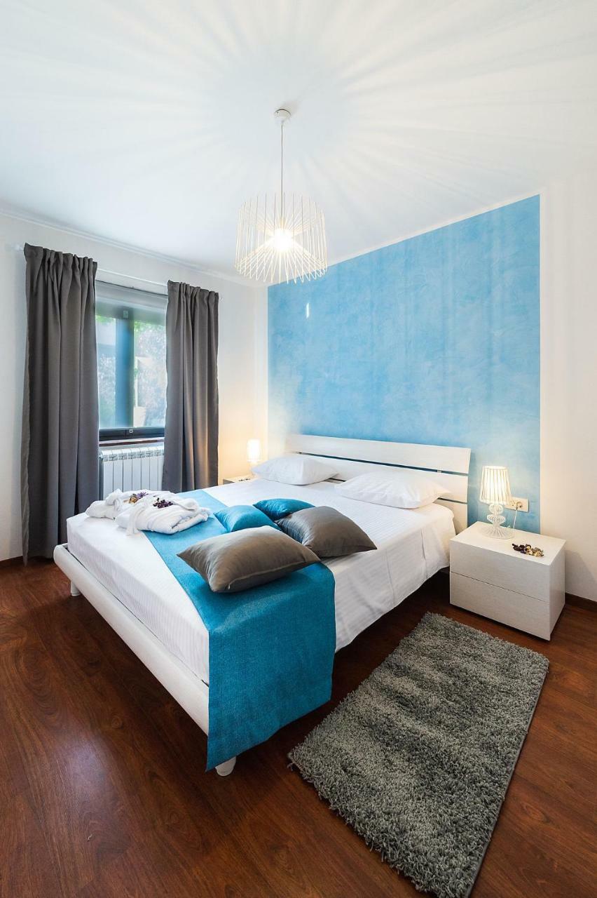 Apartment Auretta Novigrad  Екстер'єр фото